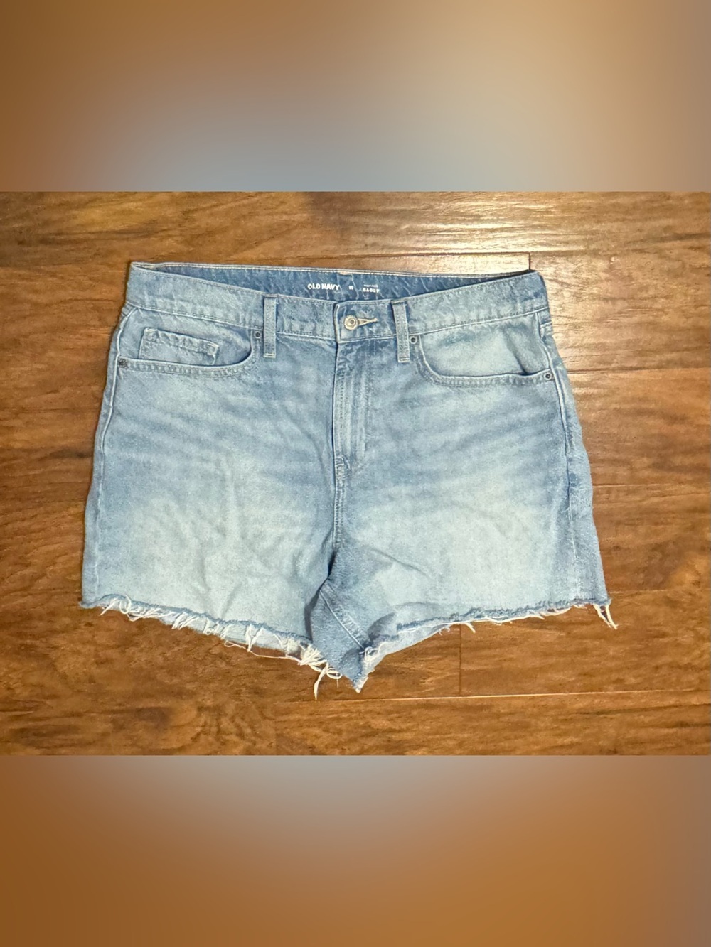 Old Navy High-Waisted Baggy Jean Shorts Light Wash Frayed Cut Offs 2026 Size 10